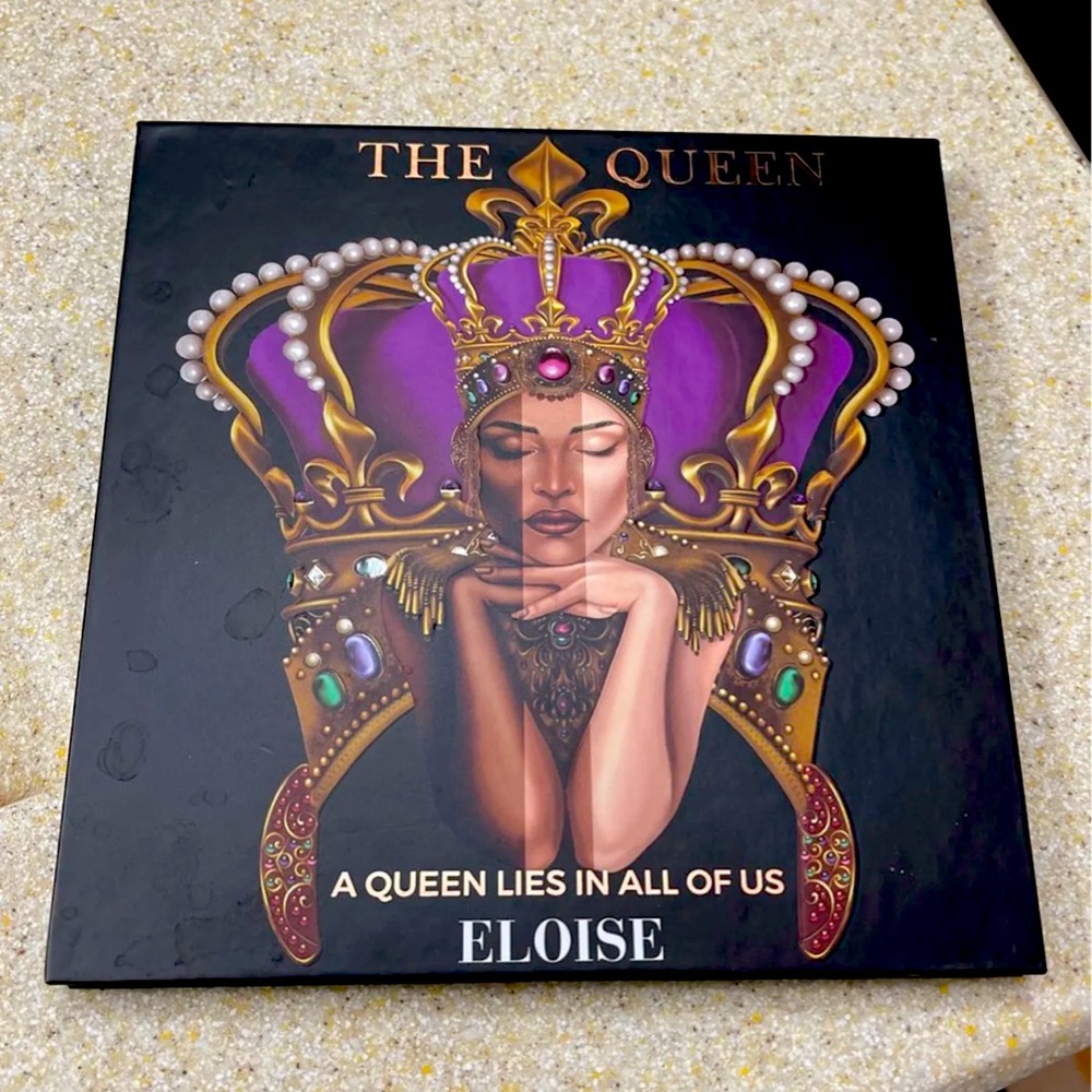 The queen pallet NEW